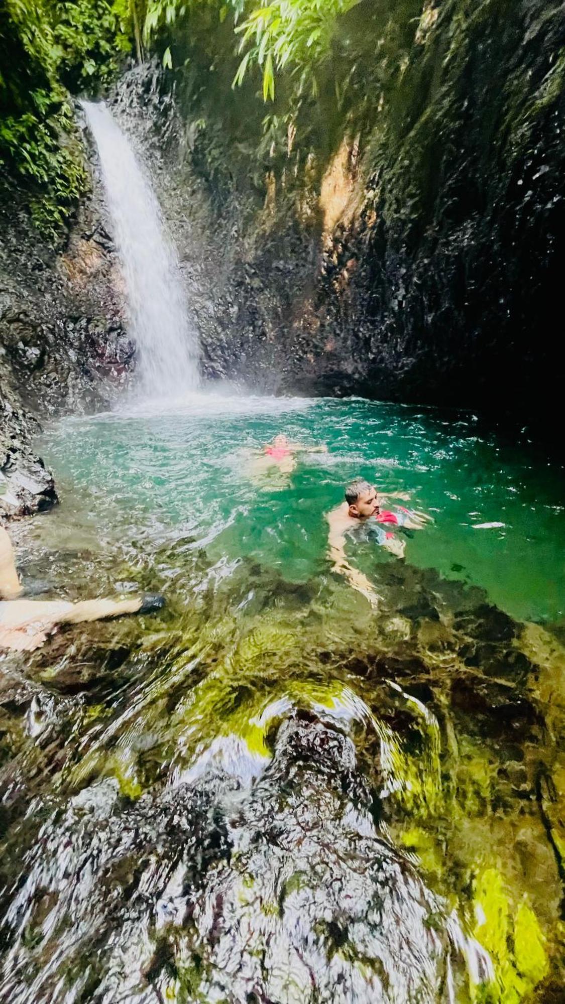 Posada Turistica Rocas De Cabo Marzo บาเยีย โซลาโฯ ภายนอก รูปภาพ